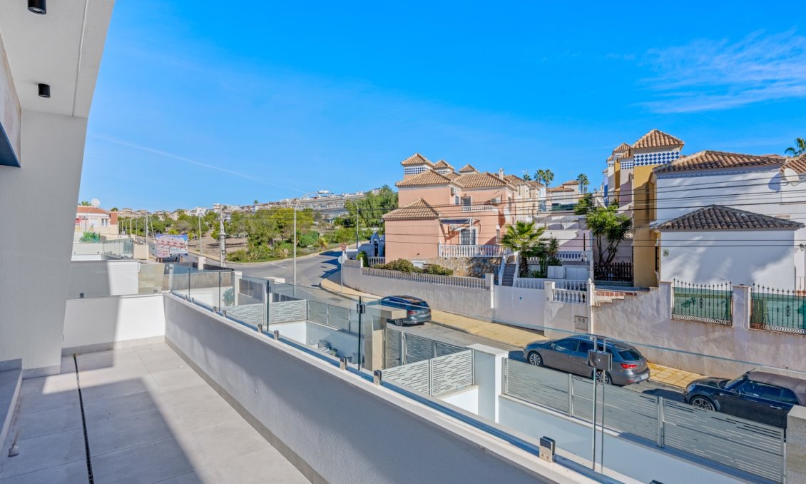 Segunda mano - Villa -
Orihuela Costa - Costa Blanca