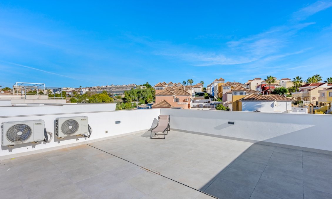 Segunda mano - Villa -
Orihuela Costa - Costa Blanca