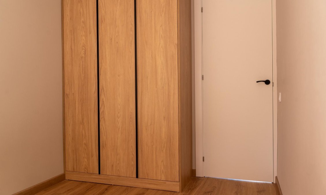 Resale - Bungalow -
Torrevieja - La Veleta