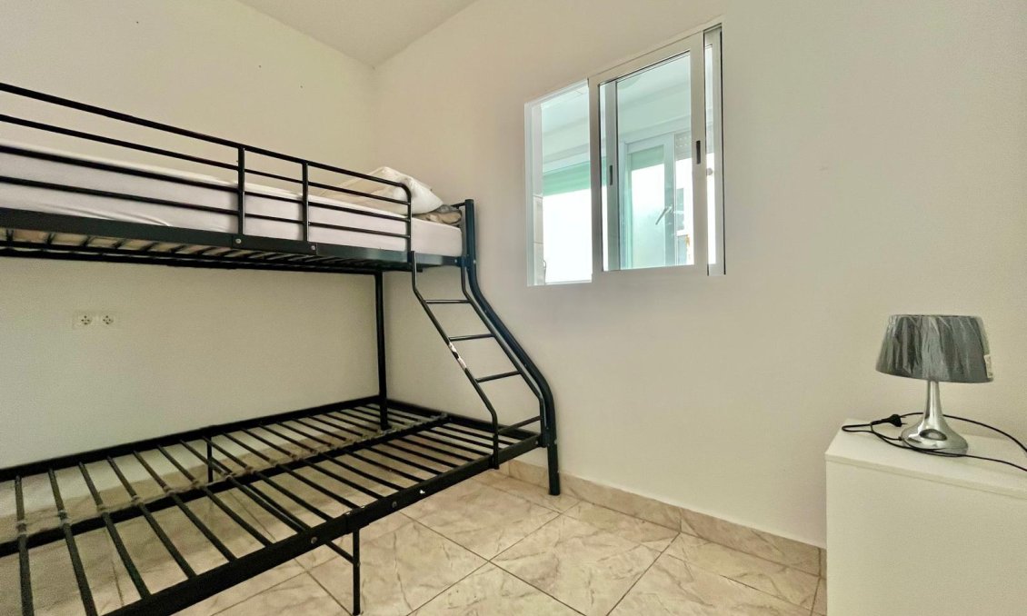 Revânzare - Apartament -
Rojales