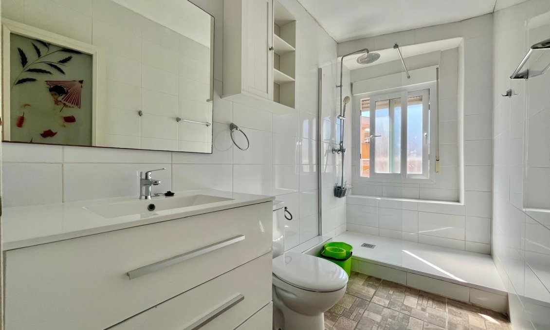 Revânzare - Apartament -
Rojales