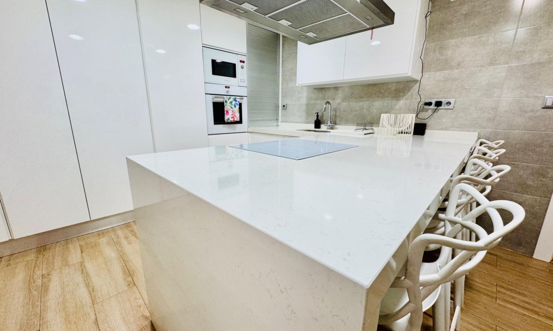 Resale - Apartment -
Pilar de la Horadada - Zona Pueblo