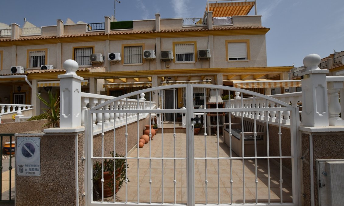 Segunda mano - Adosado -
Algorfa - Inland