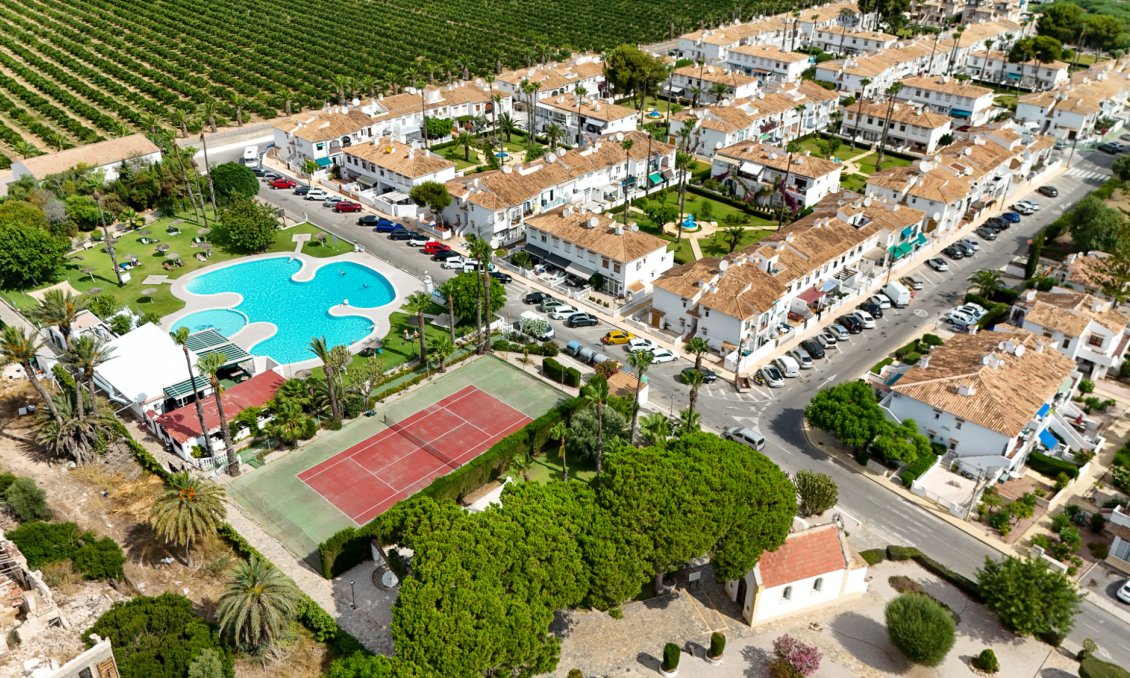 Segunda mano - Bungalow -
Torrevieja - Costa Blanca
