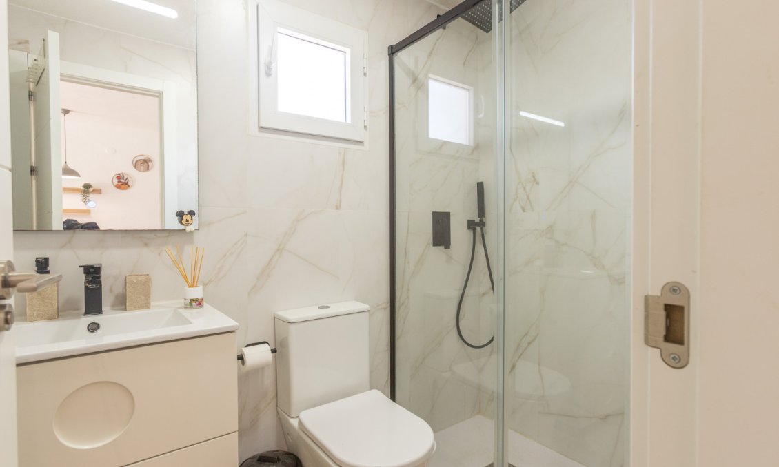 Segunda mano - Bungalow -
Torrevieja - Costa Blanca