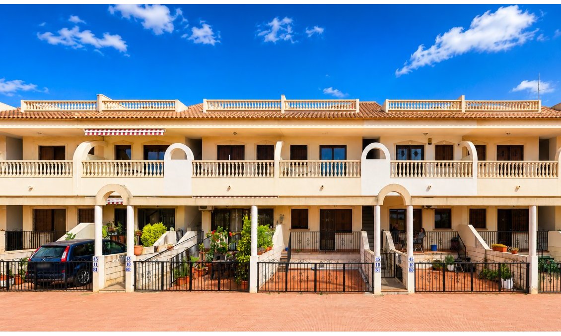 Segunda mano - Duplex -
Daya Nueva - Costa Blanca