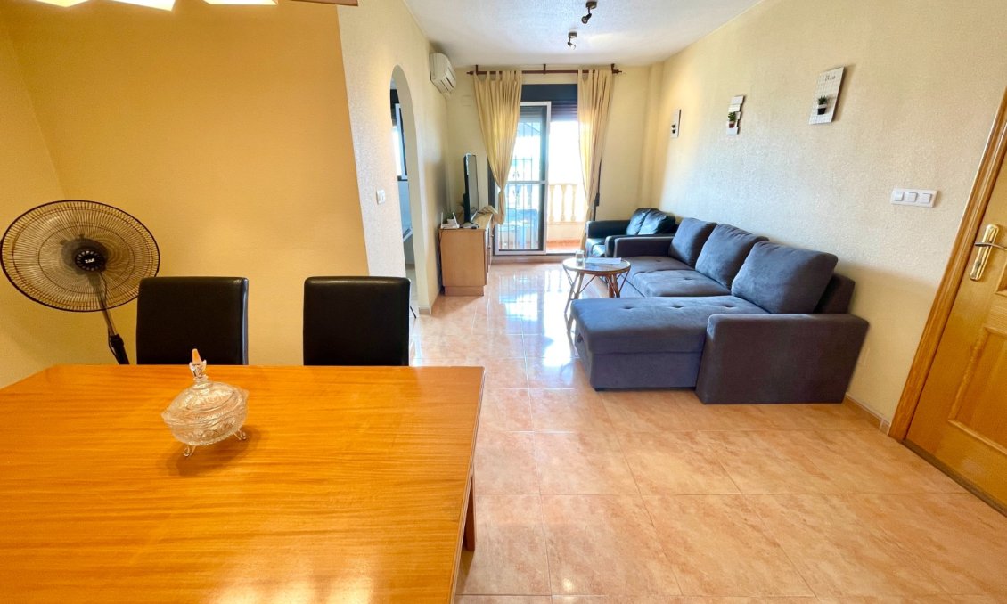 Segunda mano - Duplex -
Daya Nueva - Costa Blanca