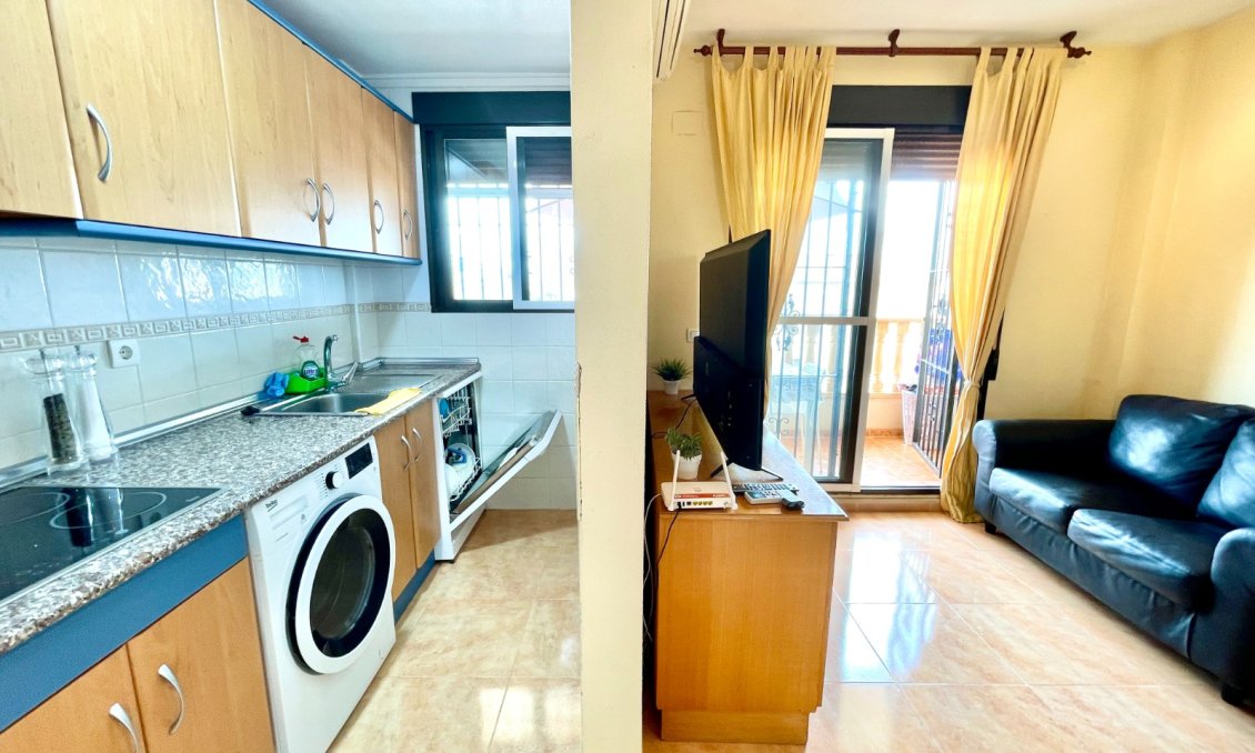 Segunda mano - Duplex -
Daya Nueva - Costa Blanca
