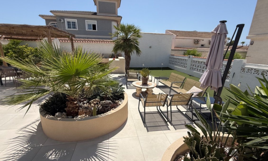 Revente - Villa -
Torrevieja - Costa Blanca