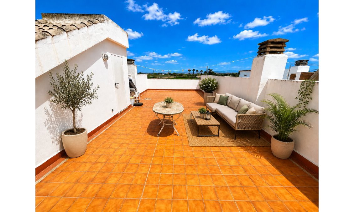 Segunda mano - Duplex -
Daya Nueva - Costa Blanca