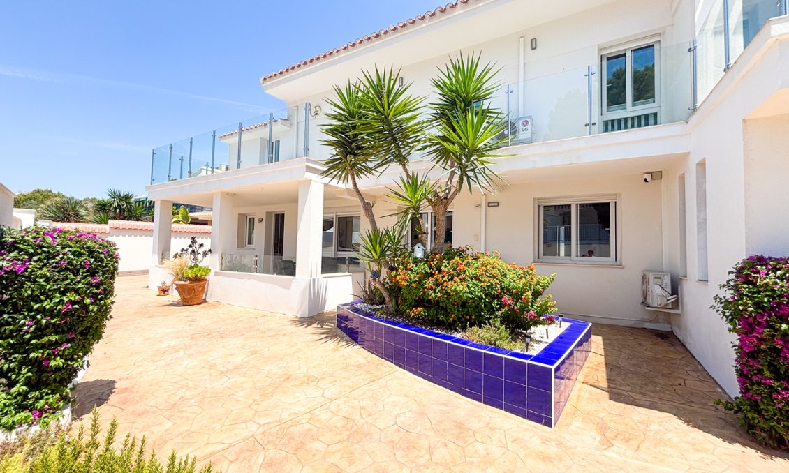 Segunda mano - Villa -
Dehesa de Campoamor - Costa Blanca