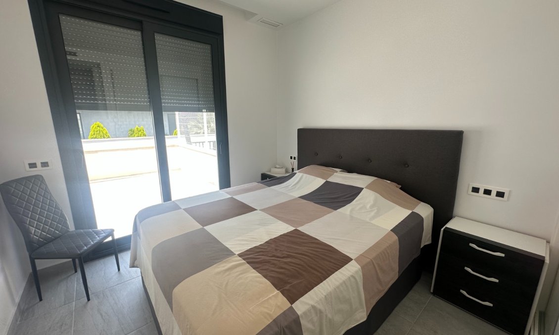 Revente - Villa -
San Miguel de Salinas - Inland
