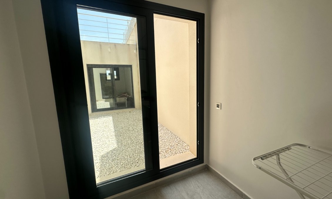Revente - Villa -
San Miguel de Salinas - Inland