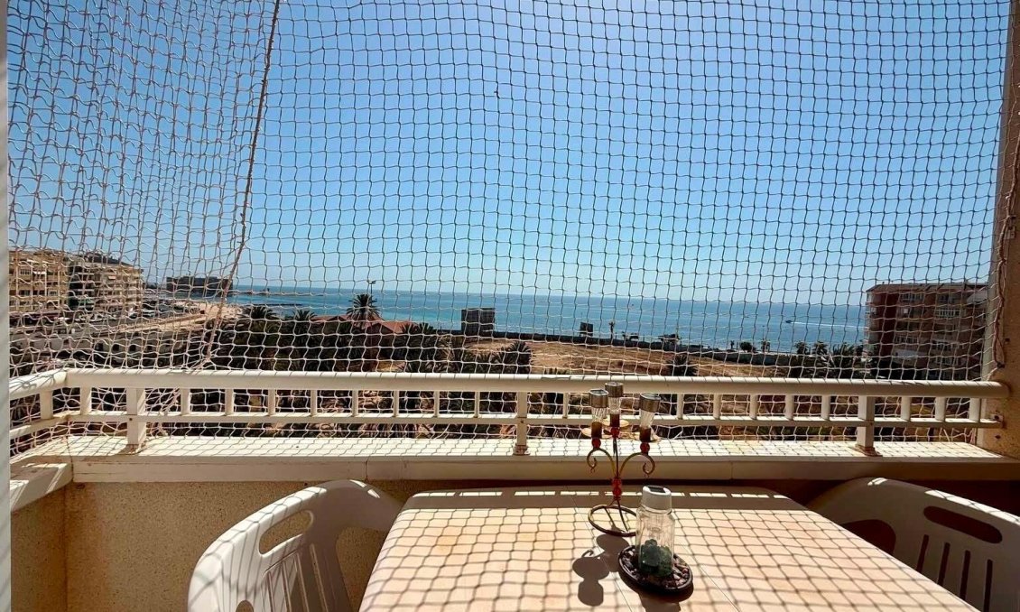 Resale - Apartment -
Torrevieja - Playa del Cura