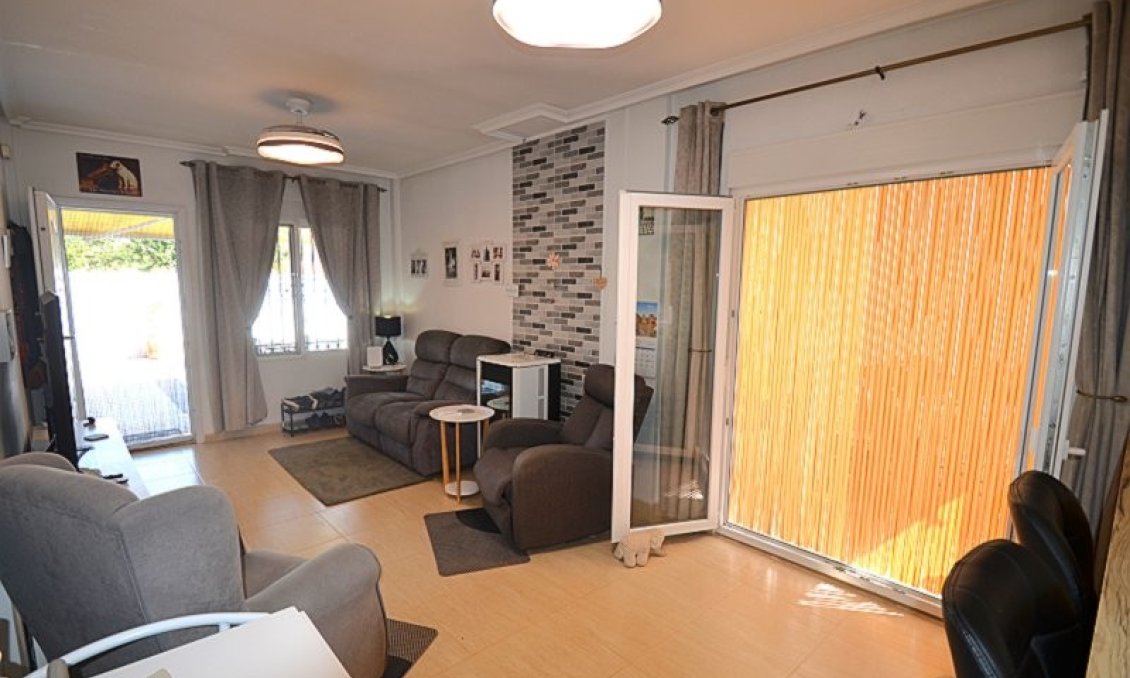 Segunda mano - Villa / Semi pareado -
Sucina - Inland