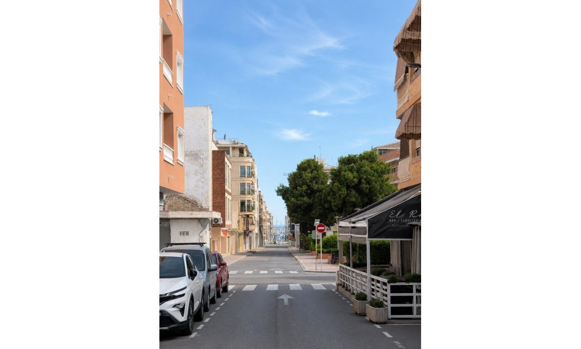Revente - Appartement -
Torrevieja - Centro