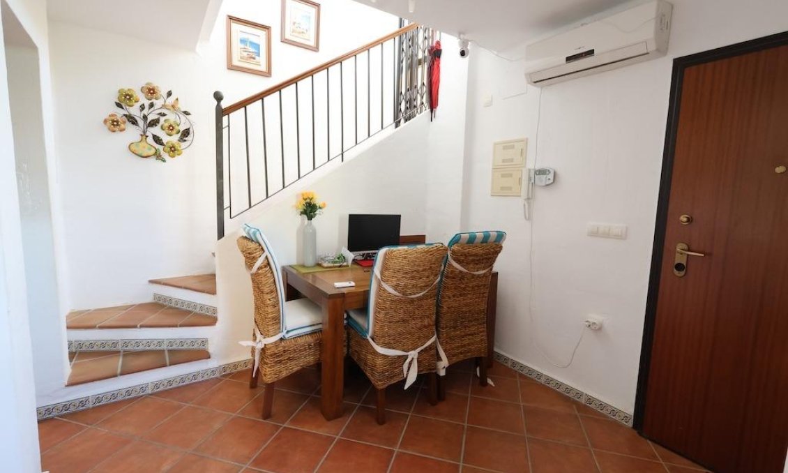 Resale - Bungalow -
Torrevieja - Costa Blanca