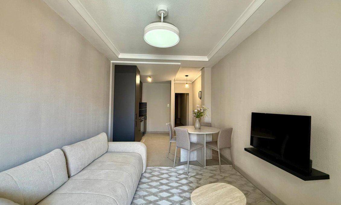 Használt Ingatlanok - Apartman -
Torrevieja - Playa del Cura