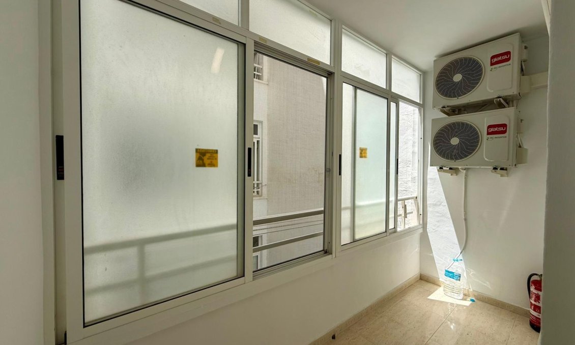 Használt Ingatlanok - Apartman -
Torrevieja - Playa del Cura
