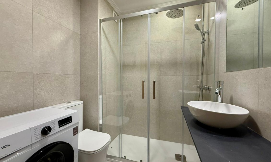 Használt Ingatlanok - Apartman -
Torrevieja - Playa del Cura