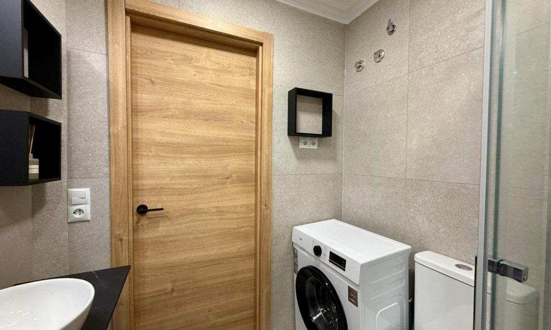 Használt Ingatlanok - Apartman -
Torrevieja - Playa del Cura