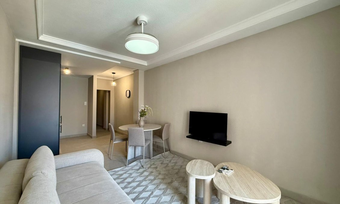 Használt Ingatlanok - Apartman -
Torrevieja - Playa del Cura