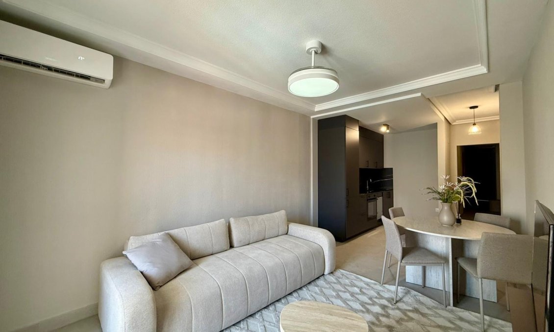 Használt Ingatlanok - Apartman -
Torrevieja - Playa del Cura