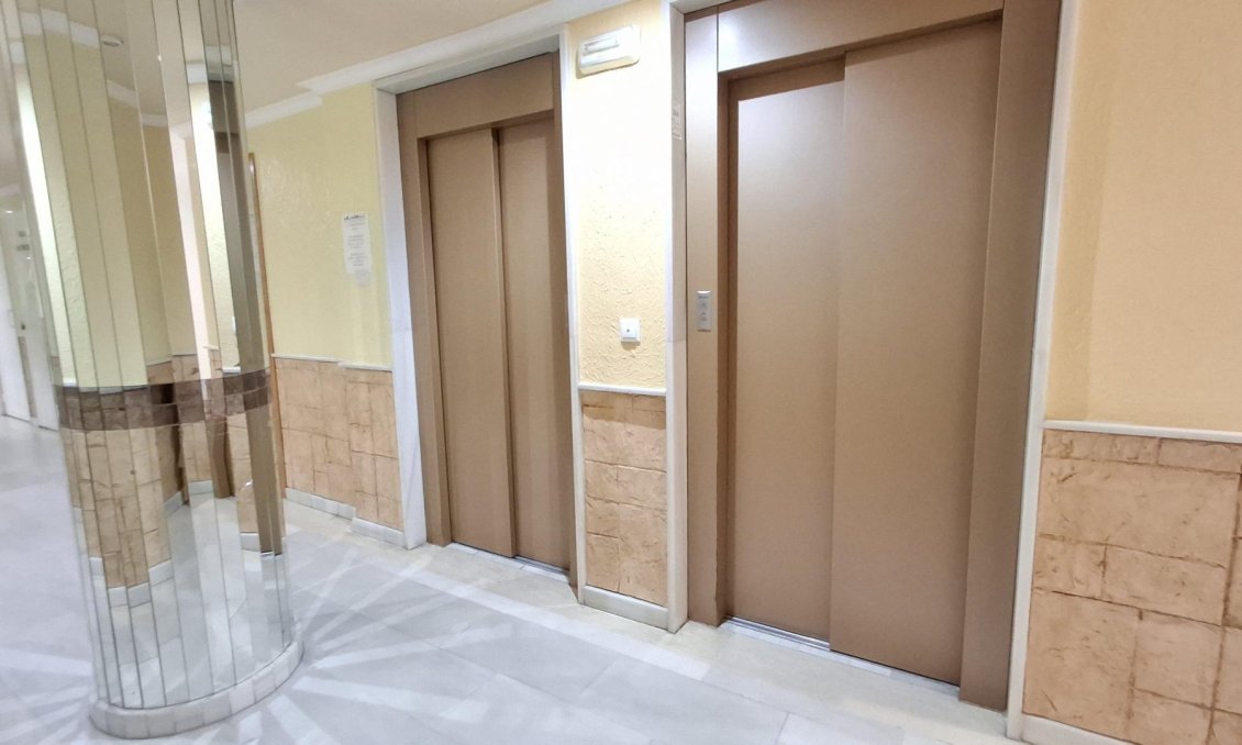 Resale - Apartment -
Torrevieja - Estacion De Autobuses