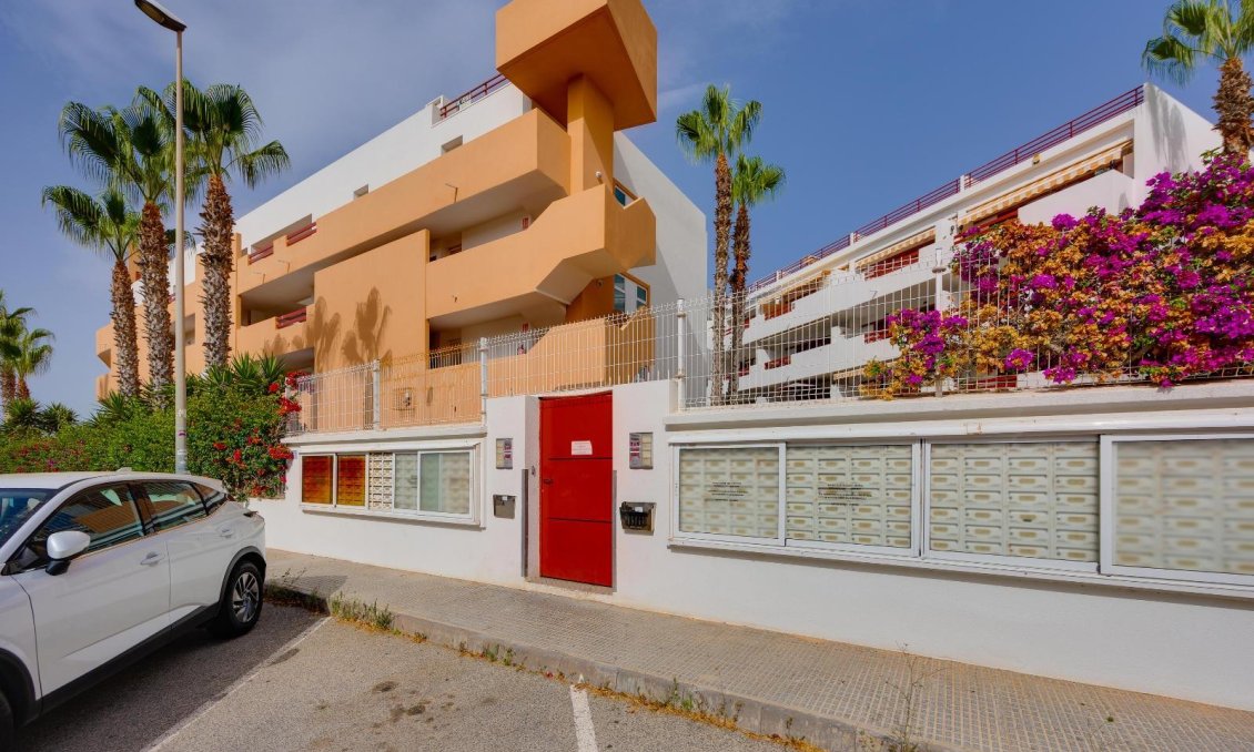 Revente - Appartement -
Orihuela Costa - Playa Flamenca