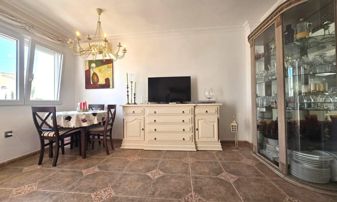 Revânzare - Casă înșiruită -
Torrevieja - Los Balcones