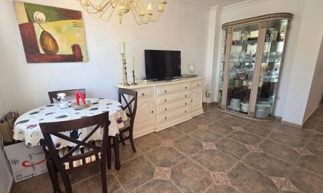 Revânzare - Casă înșiruită -
Torrevieja - Los Balcones