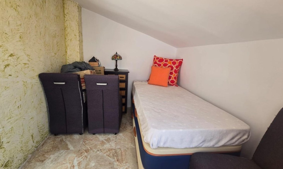 Revânzare - Casă înșiruită -
Torrevieja - Los Balcones
