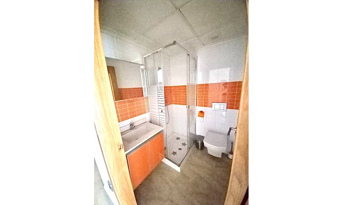 Revente - Appartement -
Almoradí - Inland