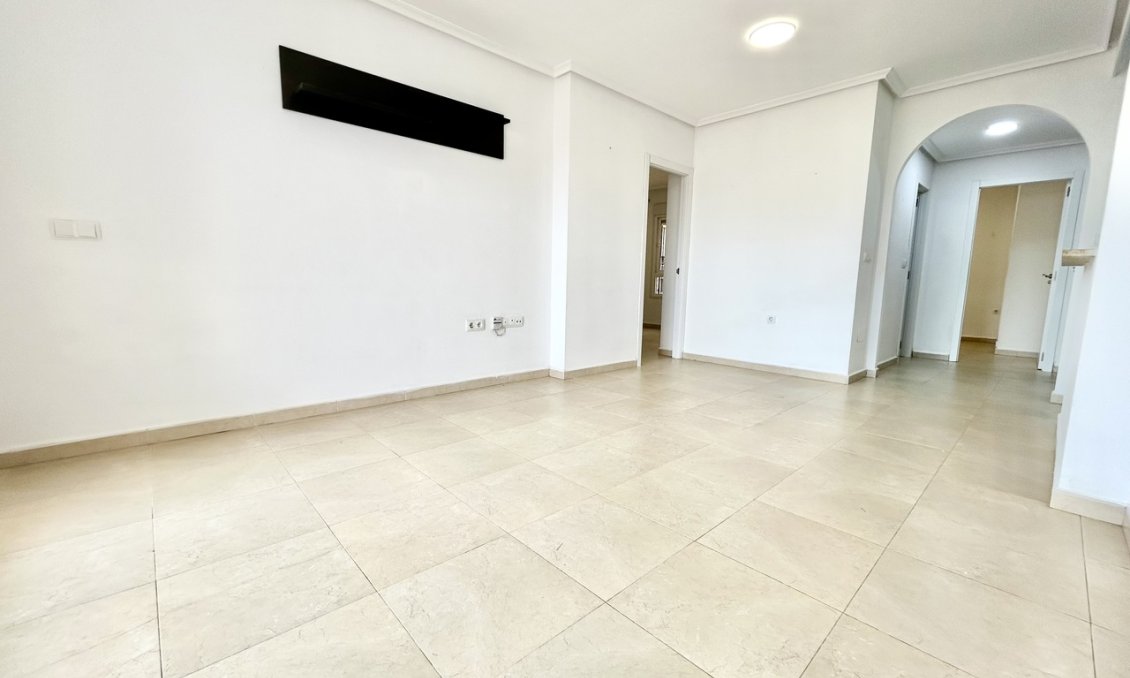 Resale - Apartment -
Villamartin - Costa Blanca