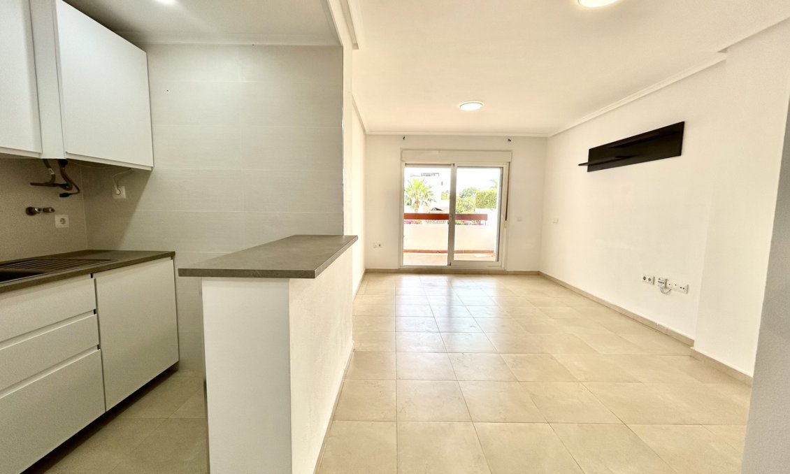Resale - Apartment -
Villamartin - Costa Blanca