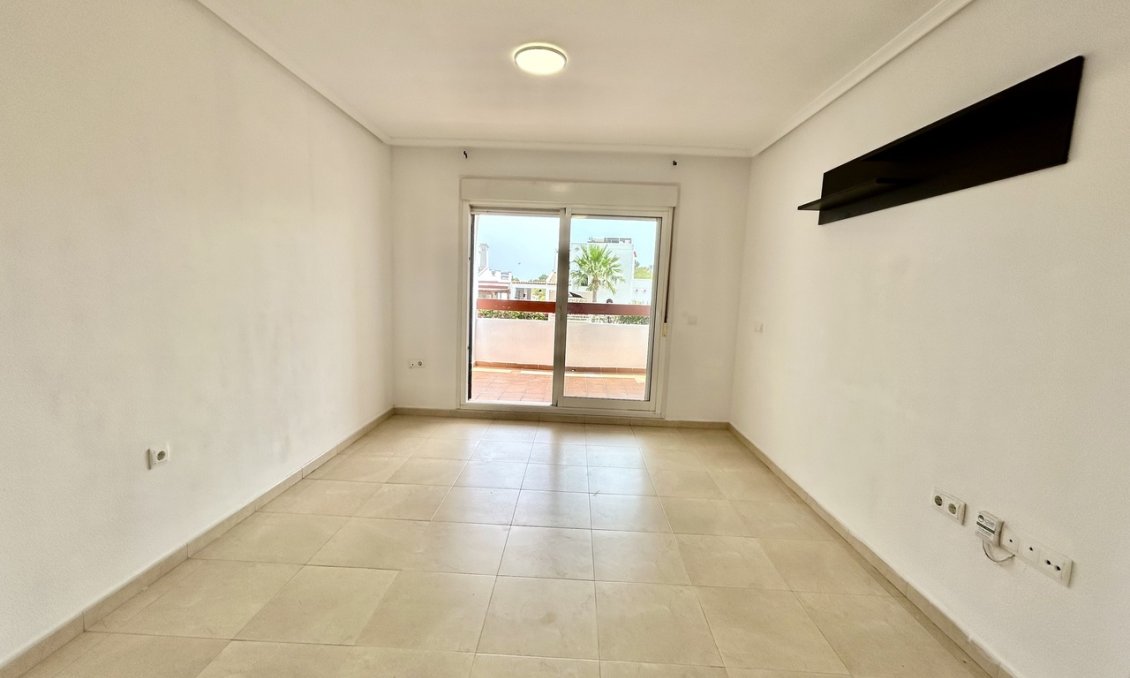 Resale - Apartment -
Villamartin - Costa Blanca