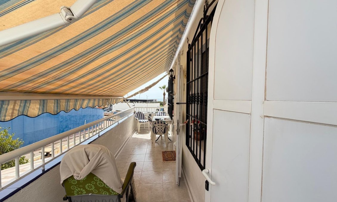 Segunda mano - Bungalow -
Torrevieja - Torreblanca