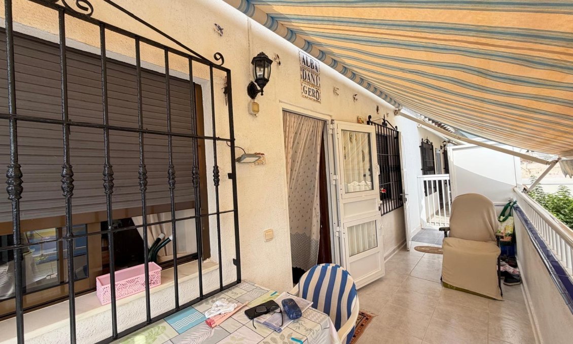 Segunda mano - Bungalow -
Torrevieja - Torreblanca