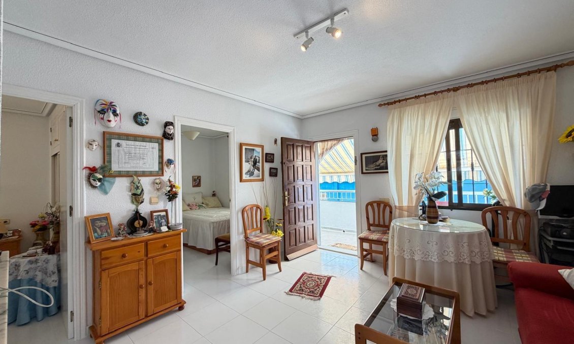 Segunda mano - Bungalow -
Torrevieja - Torreblanca