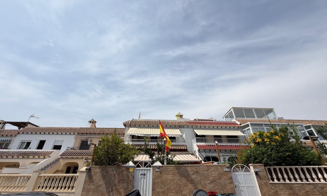 Segunda mano - Bungalow -
Torrevieja - Torreblanca