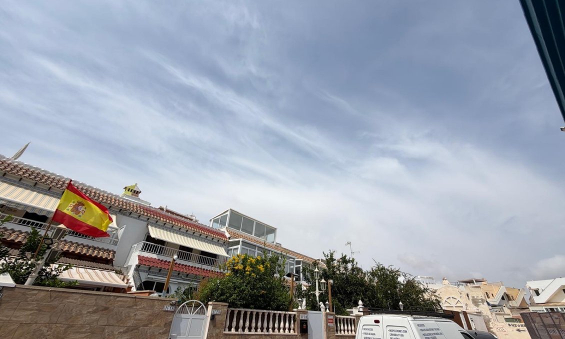 Segunda mano - Bungalow -
Torrevieja - Torreblanca