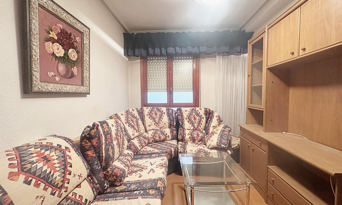 Revente - Appartement -
Torrevieja - Centro