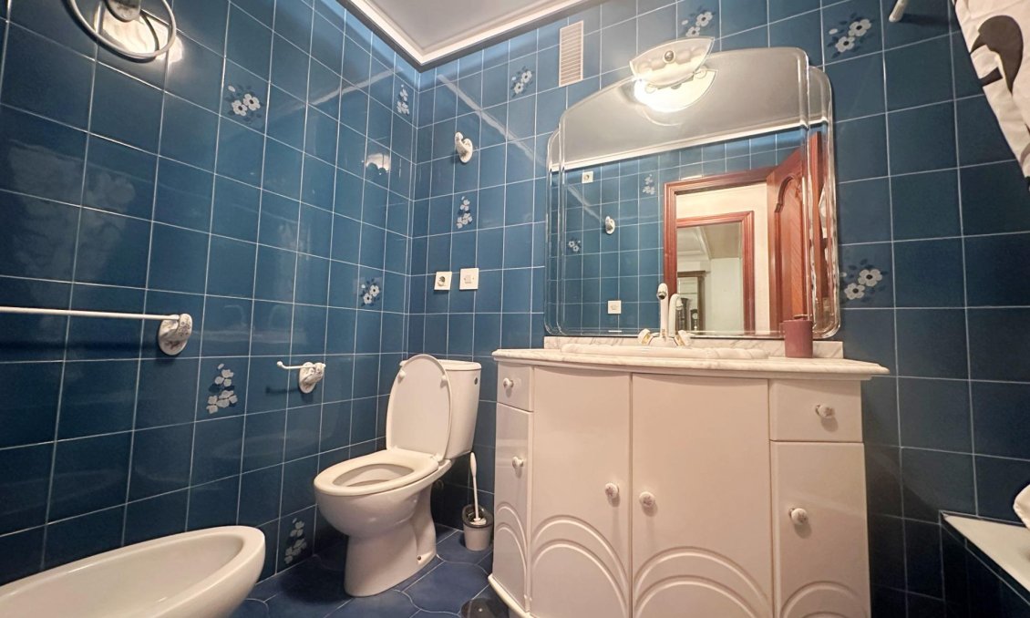 Revente - Appartement -
Torrevieja - Centro