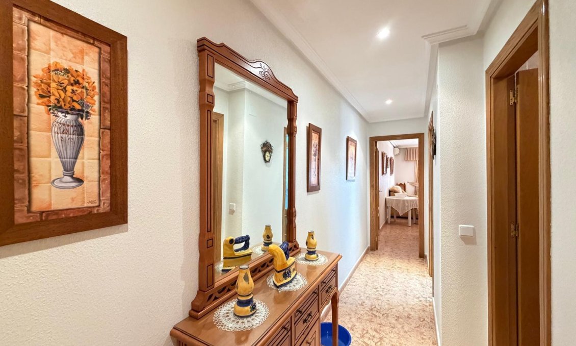 Revente - Appartement -
Torrevieja - Playa del Cura