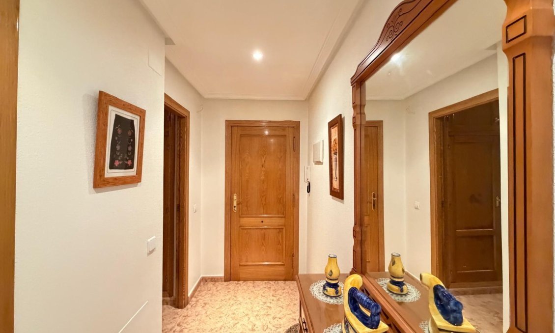 Revente - Appartement -
Torrevieja - Playa del Cura