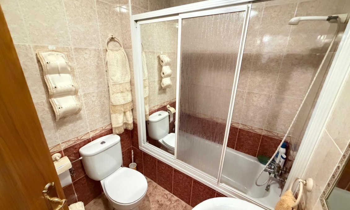 Revente - Appartement -
Torrevieja - Playa del Cura