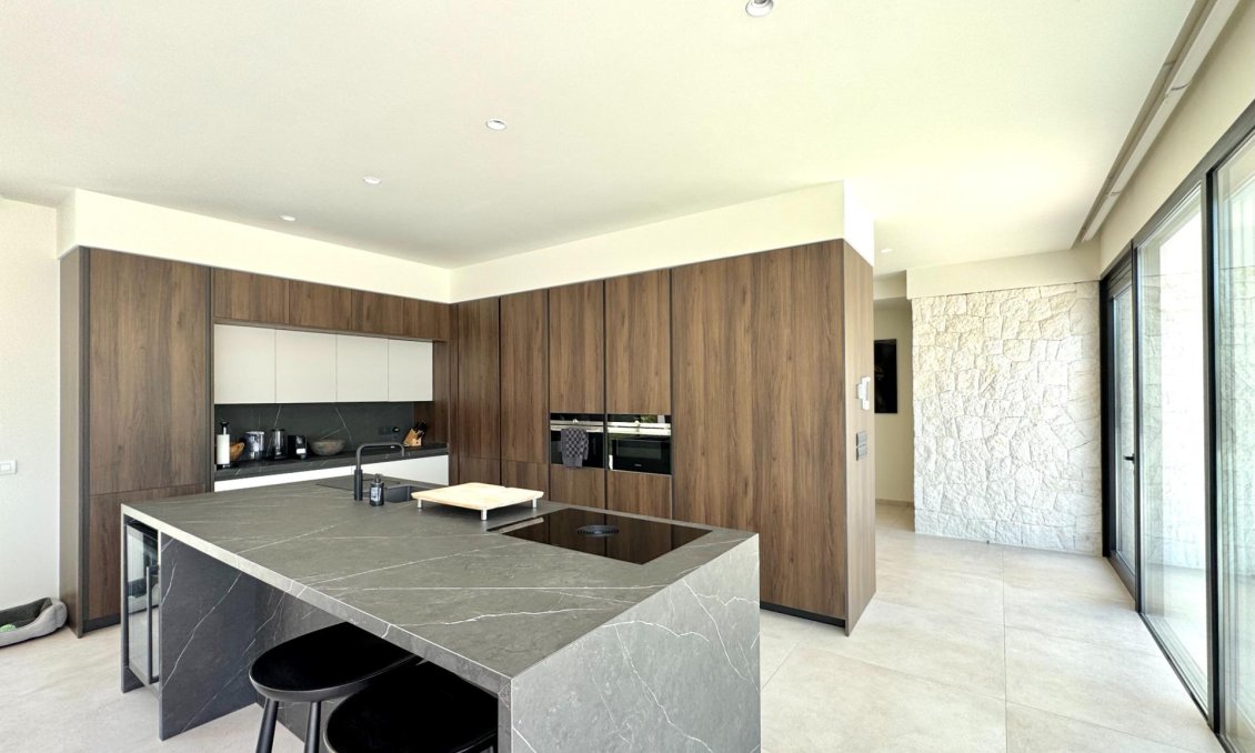 Segunda mano - Villa -
Orihuela - Las Colinas Golf