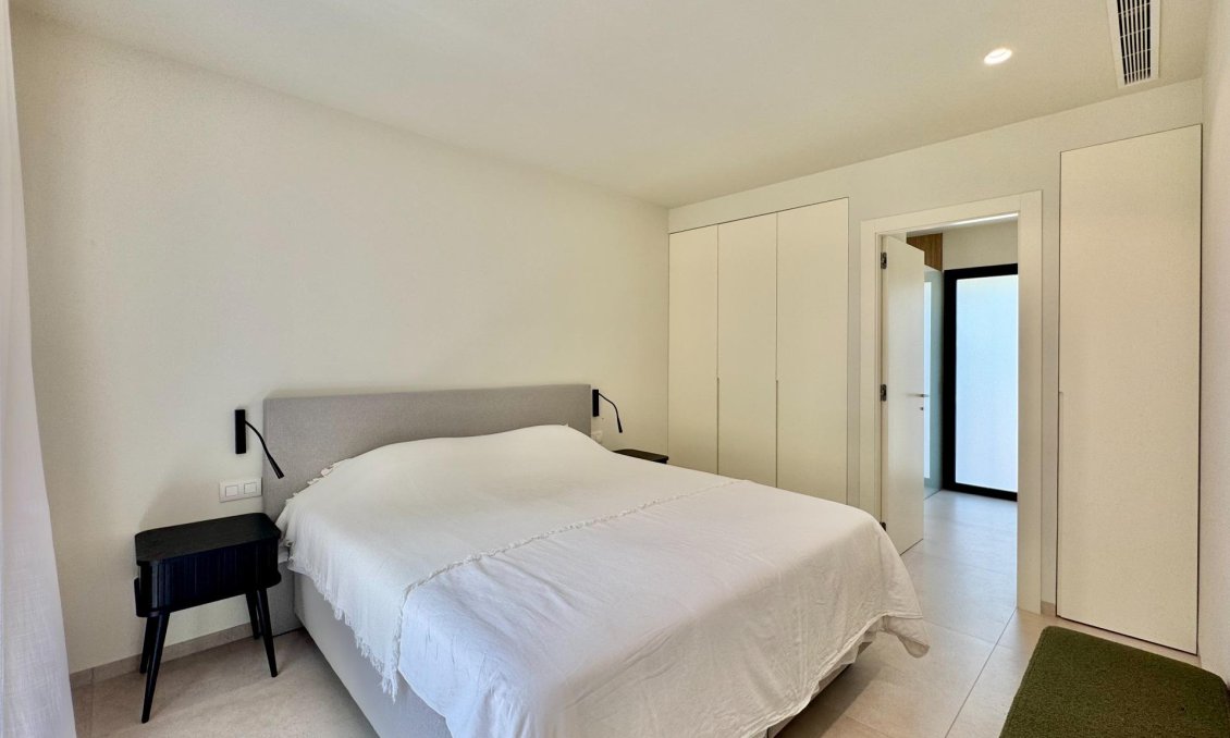 Segunda mano - Villa -
Orihuela - Las Colinas Golf