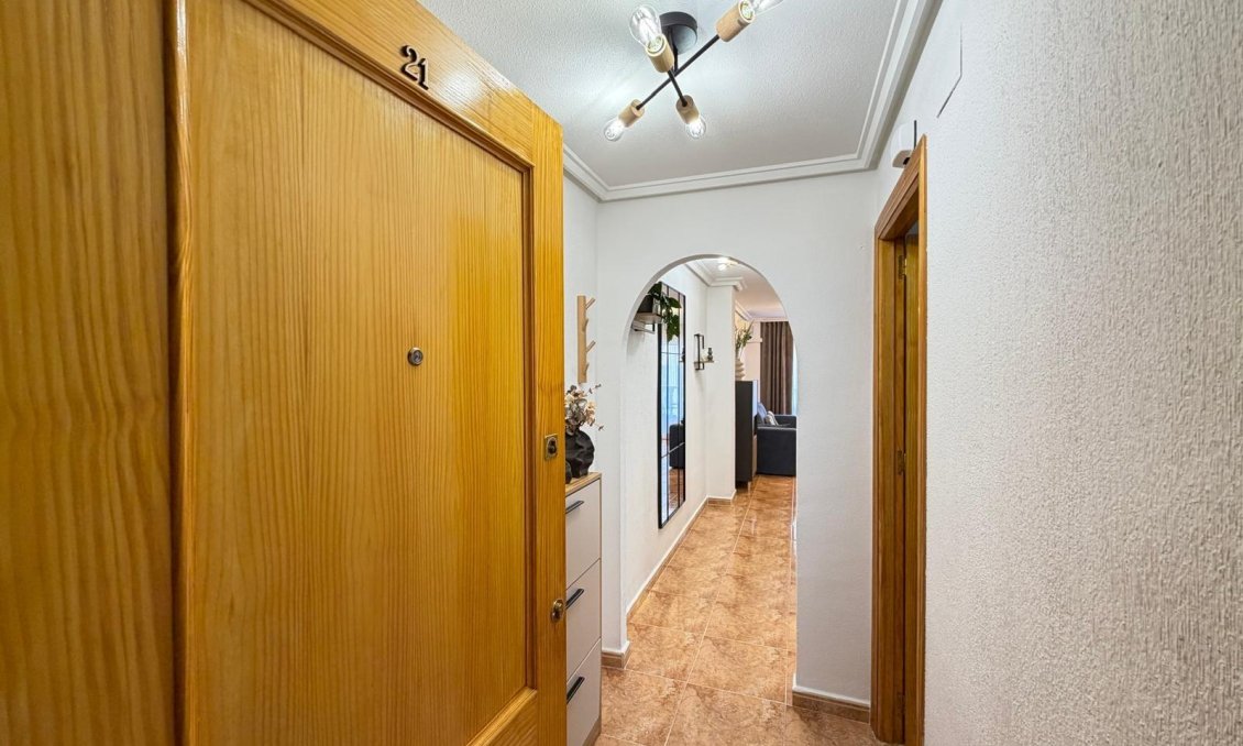 Revente - Appartement -
Torrevieja - PARQUE DE LAS NACIONES