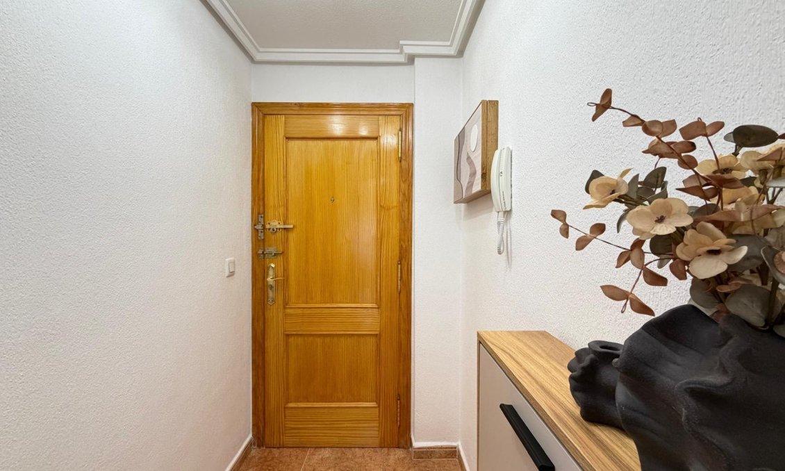 Revente - Appartement -
Torrevieja - PARQUE DE LAS NACIONES